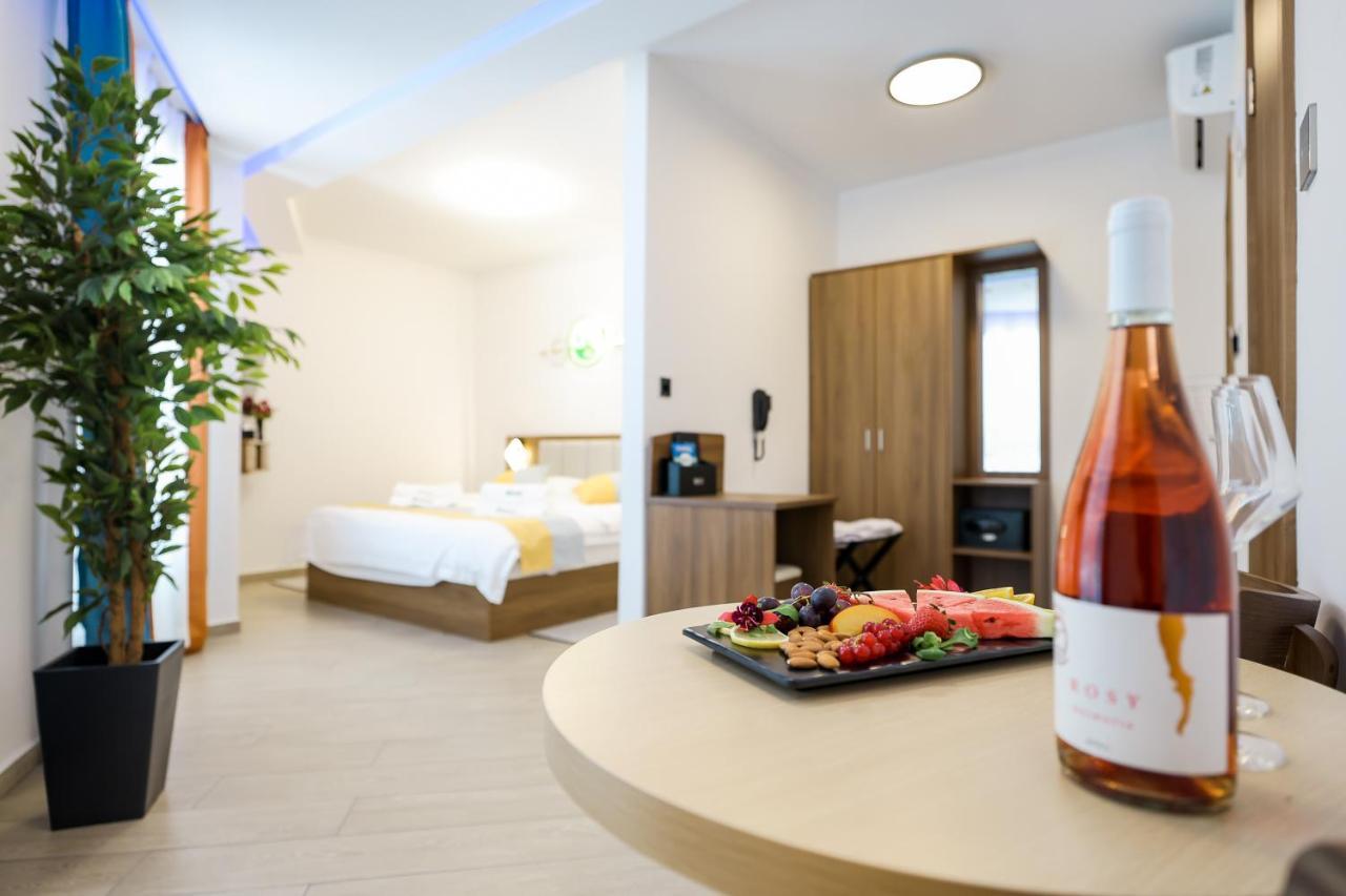 Hotel Kanjon Zrmanje โอเบรอควาซ ภายนอก รูปภาพ