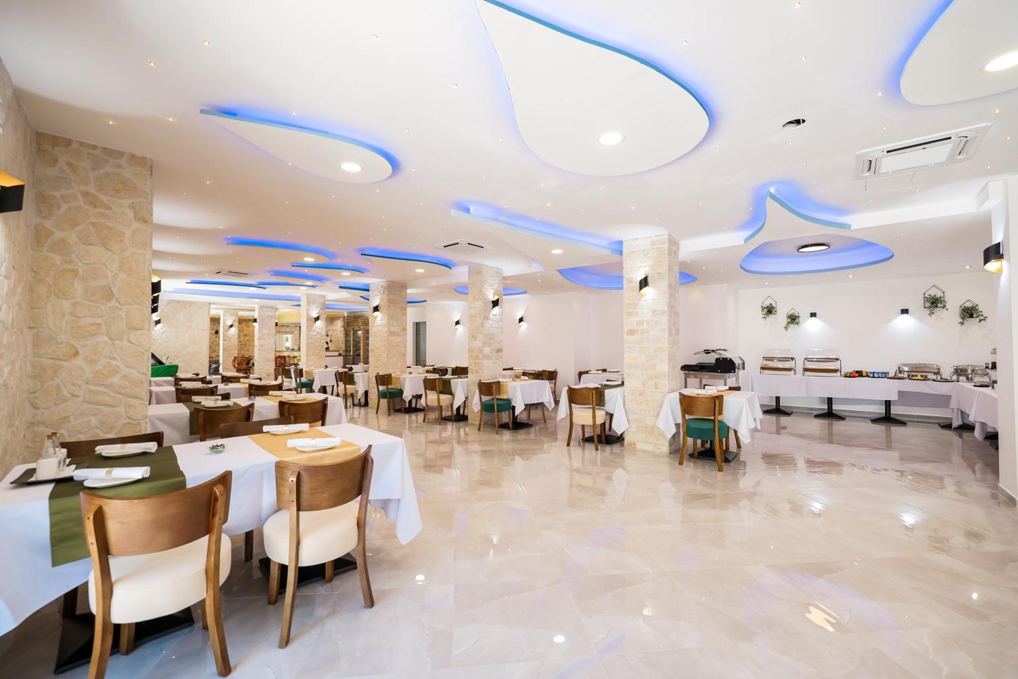 Hotel Kanjon Zrmanje โอเบรอควาซ ภายนอก รูปภาพ